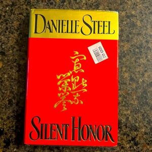 Danielle Steel - Silent Honor - Hard Cover Book
